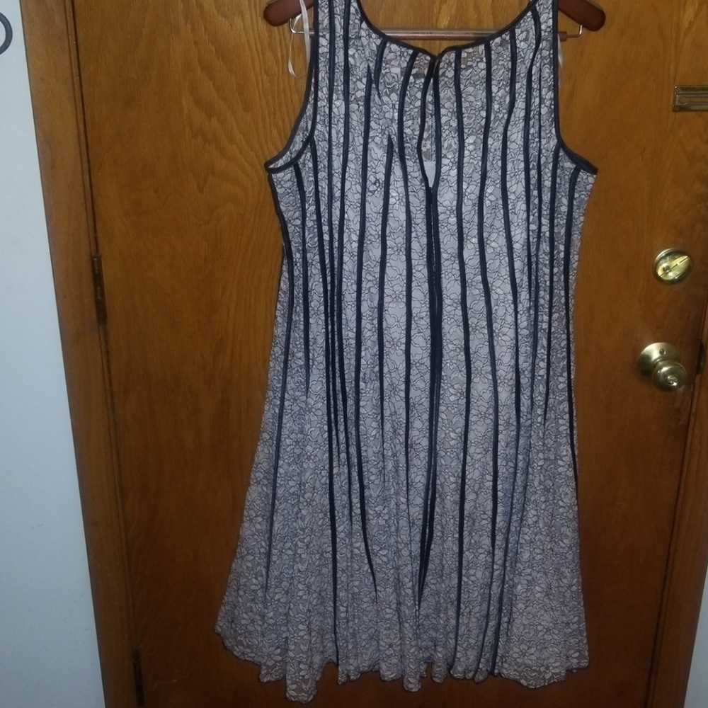 Cocktail Dress - Picture 4 of 6